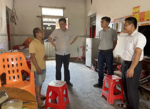 走访调研帮扶村 助力乡村振兴路——永利yl23411党委书记王蜂带队到帮扶村走访调研脱贫攻坚与乡村振兴工作(图7)