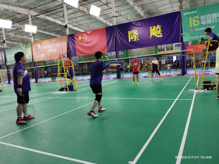 团结奋发聚活力，凝心拼搏展风采——庆祝建党102周年羽毛球联谊赛(图2)